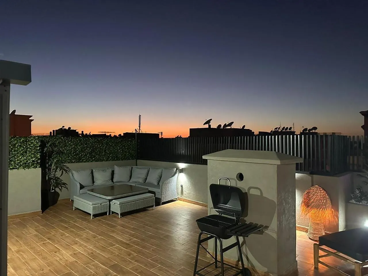 Lägenhet Appartement Luxueux Au Rooftop A Gueliz Marrakesh Marocko